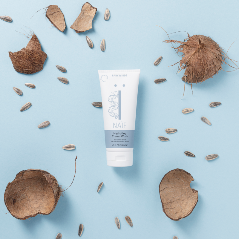 Naïf Hydrating Cream Wash-0